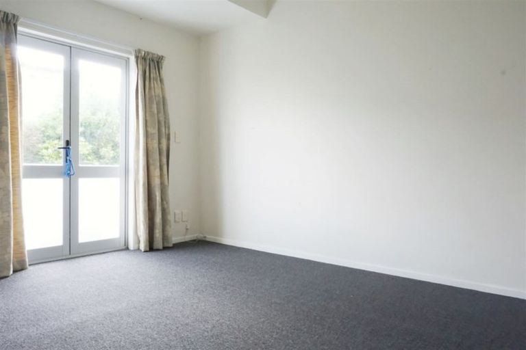 Photo of property in 99 Albionvale Road, Glen Eden, Auckland, 0602