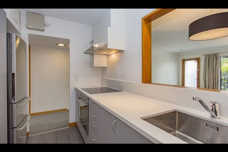 Photo of property in 2/164 Kilmore Street, Christchurch Central, Christchurch, 8013