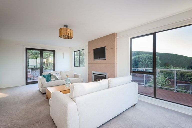 Photo of property in 54a Belleview Terrace, Mount Pleasant, Christchurch, 8081