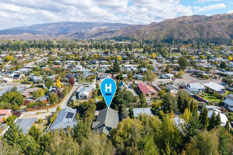 Photo of property in 90a Shields Street, Clyde, 9330