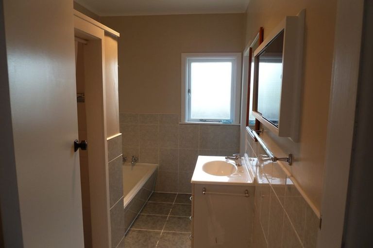 Photo of property in 124 Coronation Road, Papatoetoe, Auckland, 2025