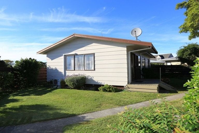 Photo of property in 1/201 Avondale Road, Greenmeadows, Napier, 4112