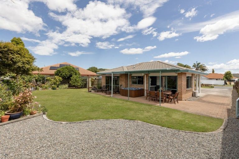 Photo of property in 172 Pacific View Road, Papamoa Beach, Papamoa, 3118