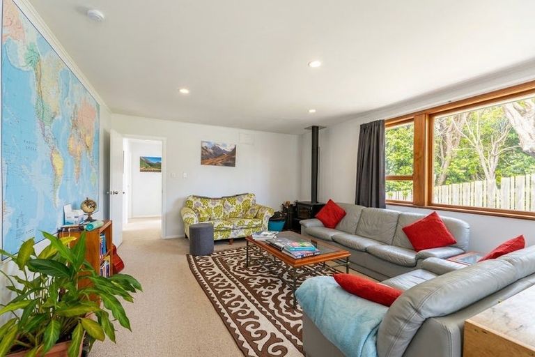 Photo of property in 20 Arene Grove, Titahi Bay, Porirua, 5022