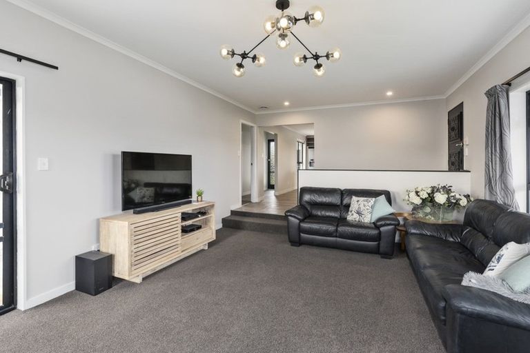 Photo of property in 12 Te Kama Street, Levin, 5510