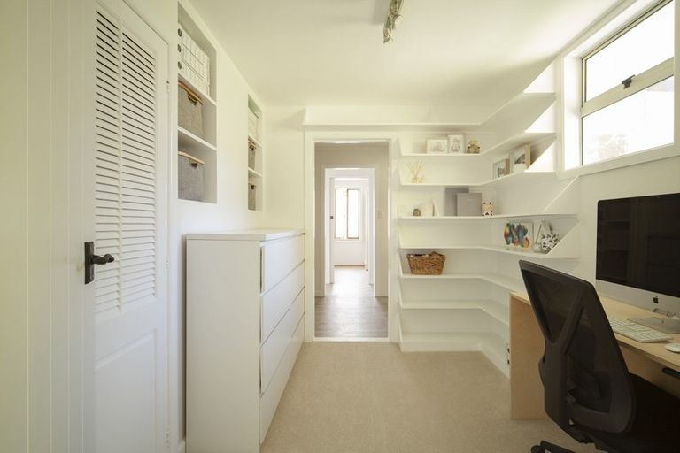 Photo of property in 17 Oxford Street, Waikari, 7420