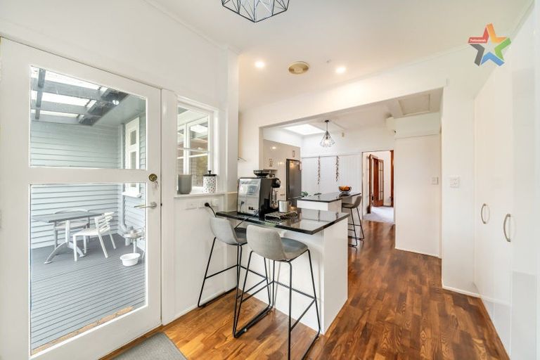 Photo of property in 22 Fuller Grove, Woburn, Lower Hutt, 5010