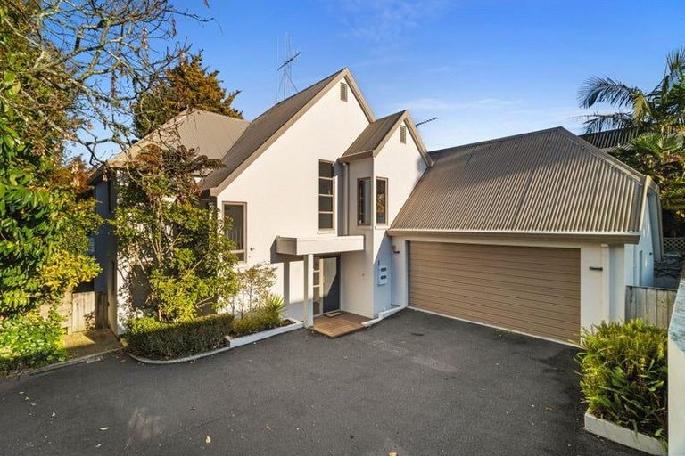 Photo of property in 33 Anglesea Street, Hamilton Central, Hamilton, 3204