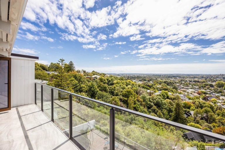Photo of property in 23 Whareora Terrace, Cashmere, Christchurch, 8022