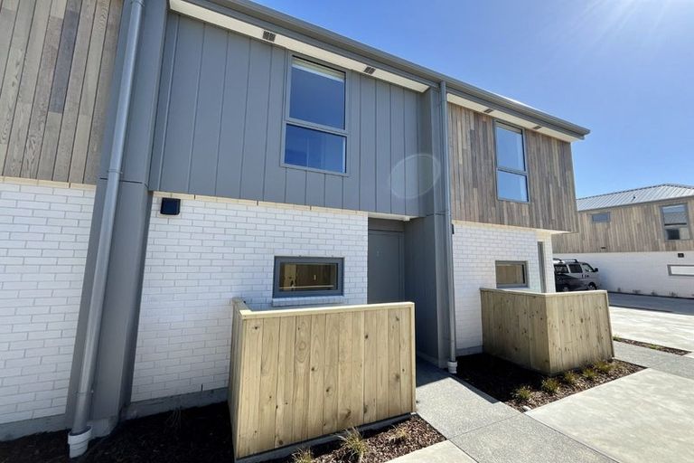 Photo of property in 2/20 Euston Street, Riccarton, Christchurch, 8041