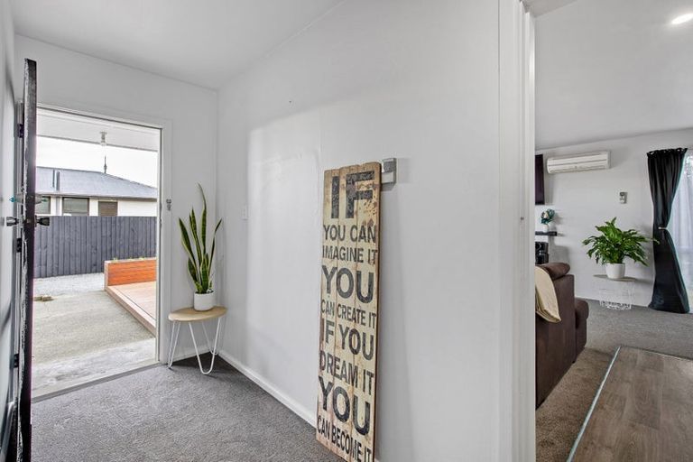 Photo of property in 19 Kathleen Crescent, Hornby, Christchurch, 8042