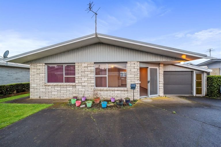 Photo of property in 9 Puriri Street, Hawera, 4610