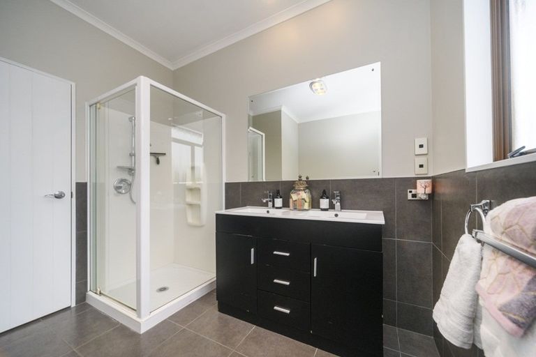 Photo of property in 196 Kelvin Grove Road, Kelvin Grove, Palmerston North, 4414