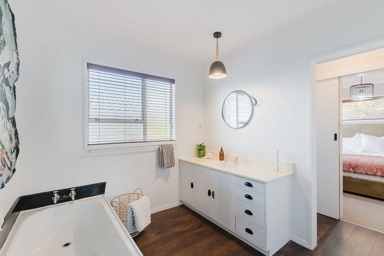 Photo of property in 7 Livet Place, Papakowhai, Porirua, 5024