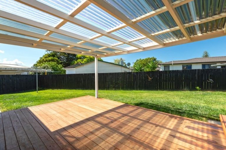 Photo of property in 7 Mcburney Place, Mangere East, Auckland, 2024