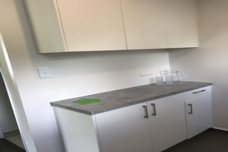 Photo of property in 70 Cutfield Road, New Plymouth, 4310