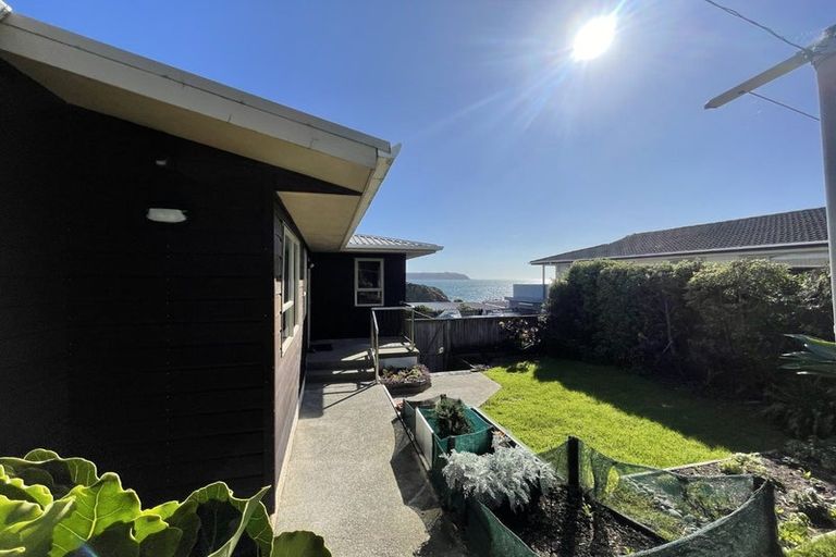 Photo of property in 25 Richard Street, Titahi Bay, Porirua, 5022