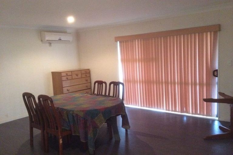 Photo of property in 46 Longford Park Drive, Takanini, 2112