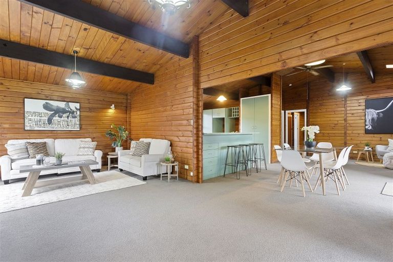 Photo of property in 5 Banks Place, Rangiora, 7400