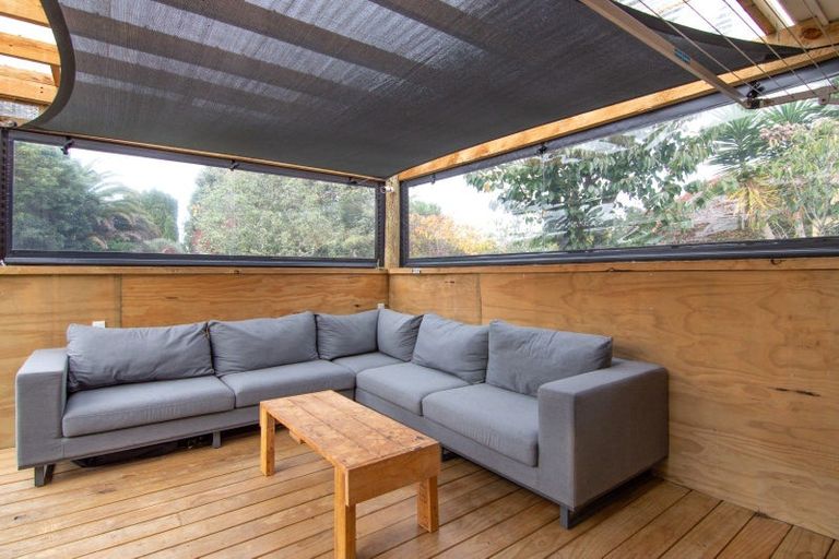 Photo of property in 100 Slacks Road, Awapuni, Palmerston North, 4412