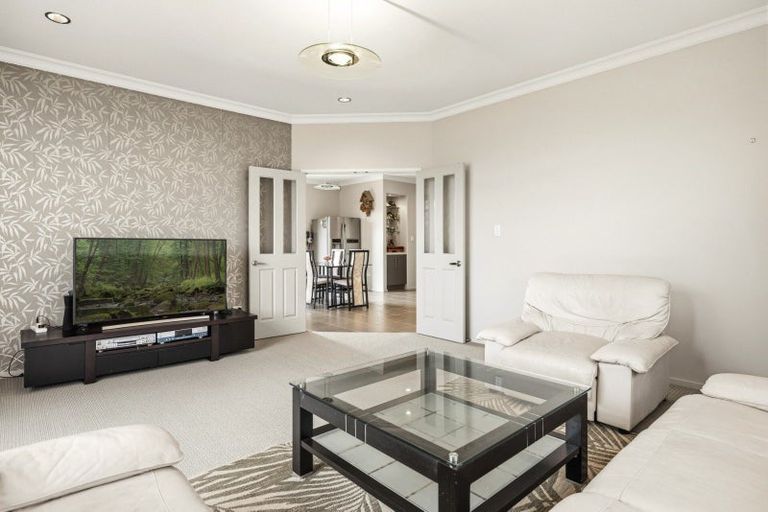 Photo of property in 557 Gloucester Road, Papamoa Beach, Papamoa, 3118