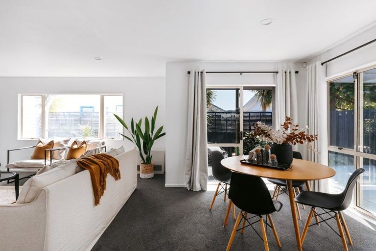 Photo of property in 91a Simpson Road, Papamoa Beach, Papamoa, 3118