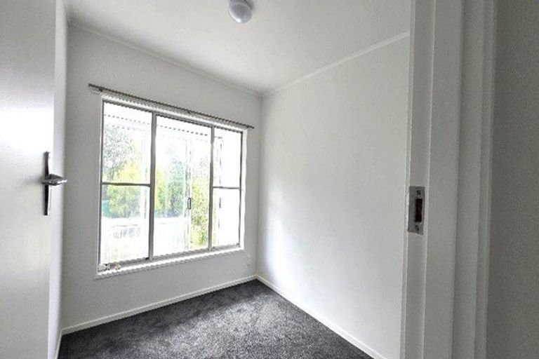 Photo of property in 1/159 Coronation Road, Hillcrest, Auckland, 0627