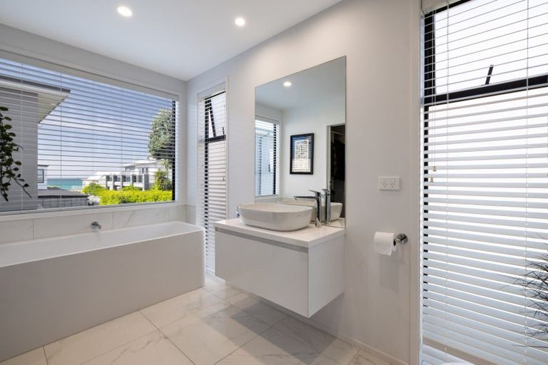 Photo of property in 4 Otira Close, Papamoa Beach, Papamoa, 3118