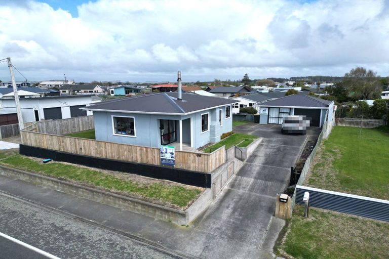 Photo of property in 86 Seabury Avenue, Foxton Beach, Foxton, 4815
