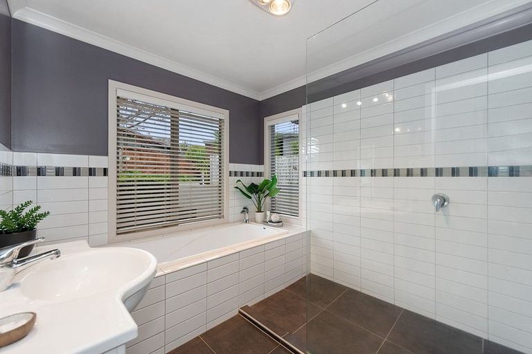 Photo of property in 62d Rototuna Road, Rototuna, Hamilton, 3210