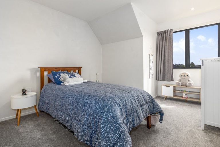 Photo of property in 14 Okarito Avenue, Levin, 5510