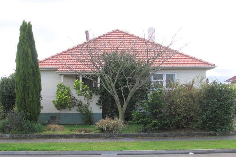 Photo of property in 43 Frederick Street, Terrace End, Palmerston North, 4410