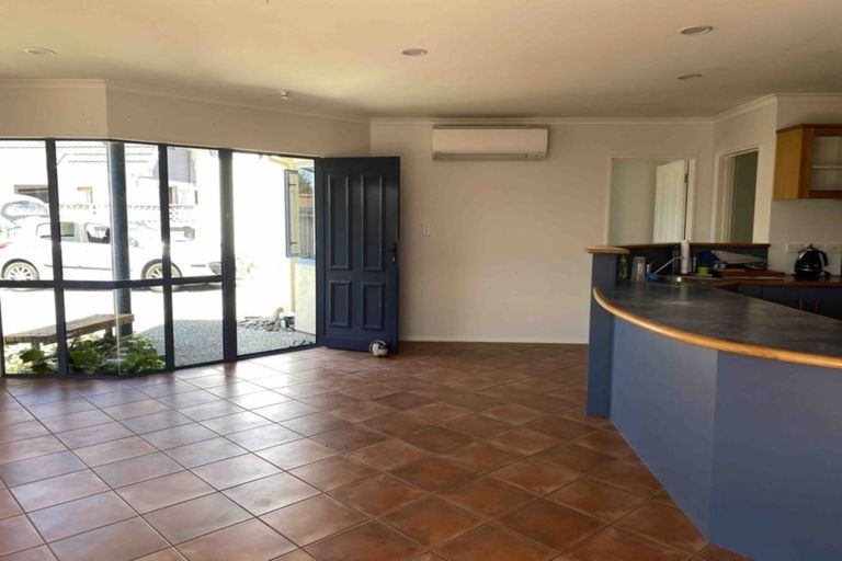 Photo of property in 34a Auckland Road, Greenmeadows, Napier, 4112