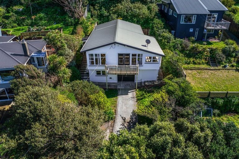 Photo of property in 20 Rawhiti Road, Pukerua Bay, Porirua, 5026