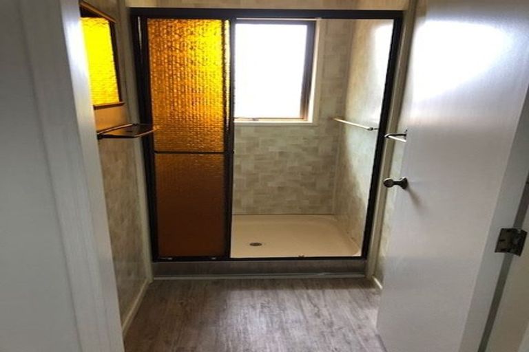 Photo of property in 19 Montclare Avenue, Ilam, Christchurch, 8041