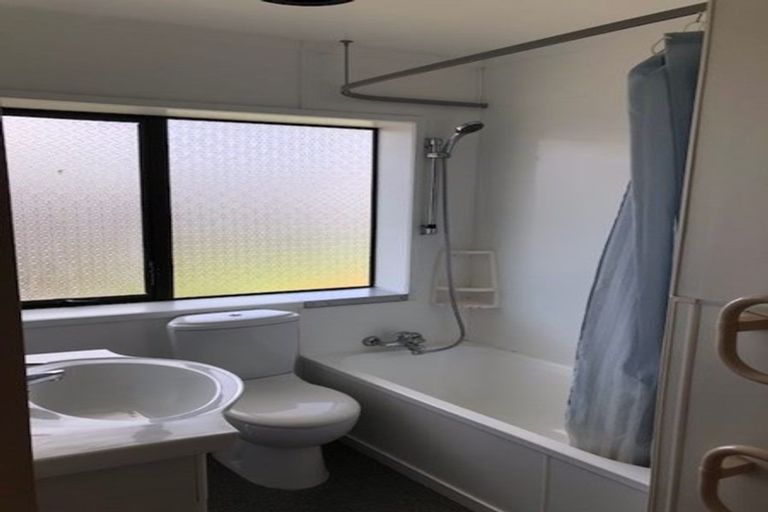 Photo of property in 3/10 King Edward Avenue, Papakura, 2110