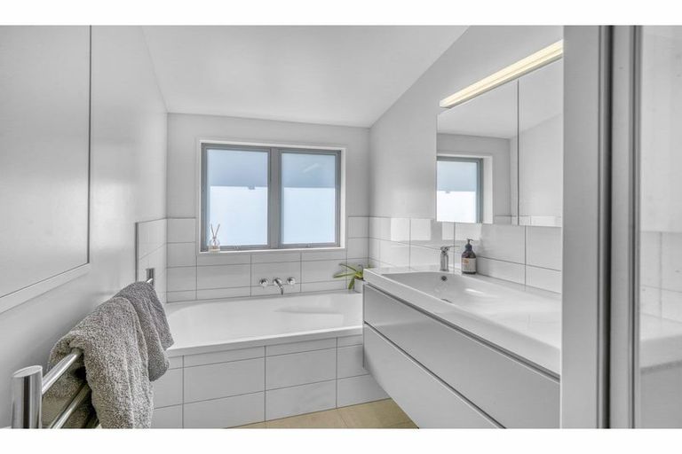 Photo of property in 109 Soleares Avenue, Mount Pleasant, Christchurch, 8081