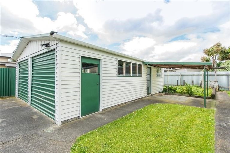 Photo of property in 7 Marne Street, Hokowhitu, Palmerston North, 4410