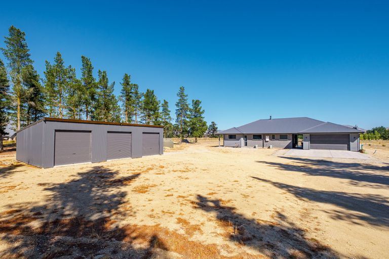 Photo of property in 390a Letts Gully Road, Letts Gully, Alexandra, 9393