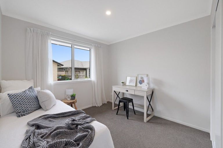 Photo of property in 34 Richardson Road, Omokoroa, 3114