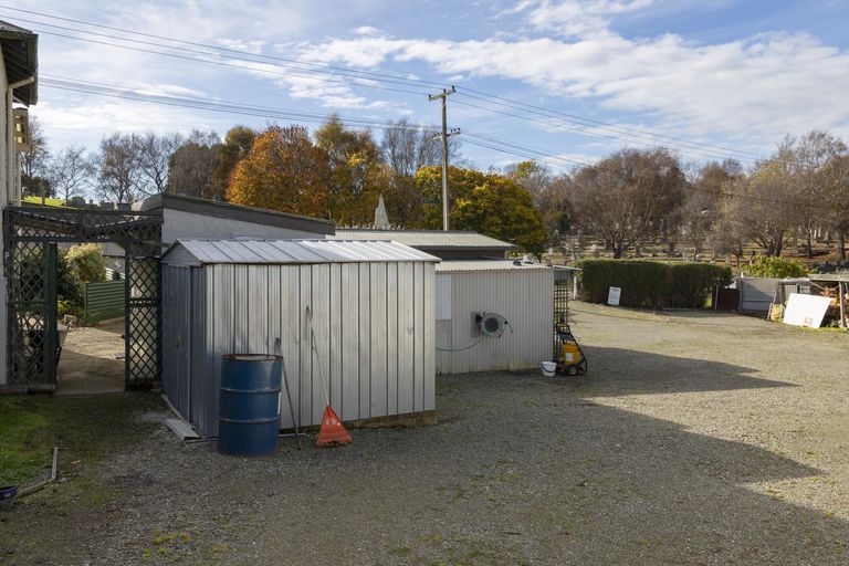 Photo of property in 60 Perth Street, South Hill, Oamaru, 9400