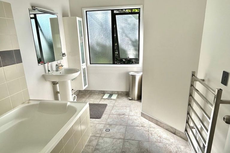 Photo of property in 15a Jesmond Terrace, Mount Albert, Auckland, 1025