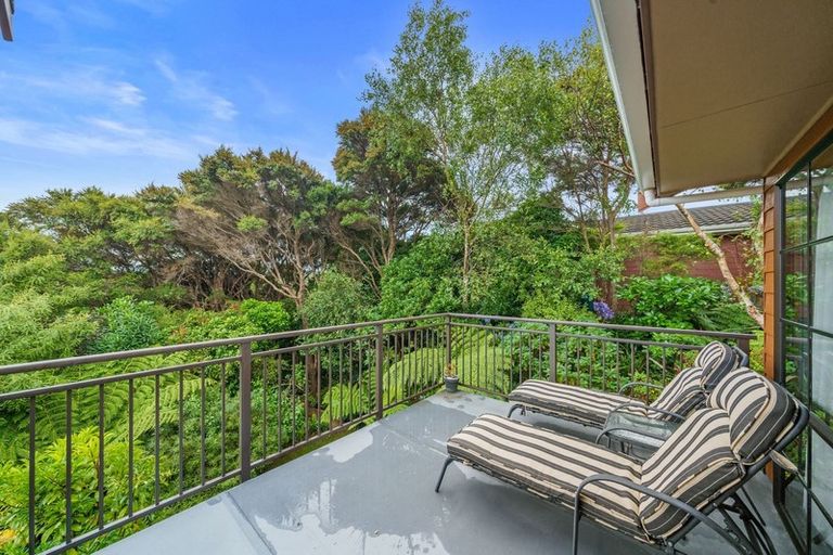 Photo of property in 38 James Cook Drive, Whitby, Porirua, 5024