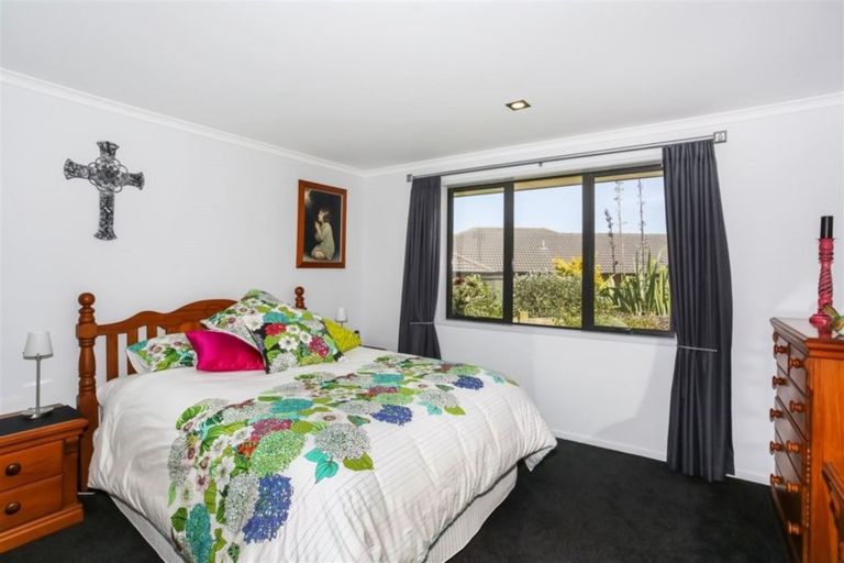 Photo of property in 32 Searle Drive, Patumahoe, Pukekohe, 2679