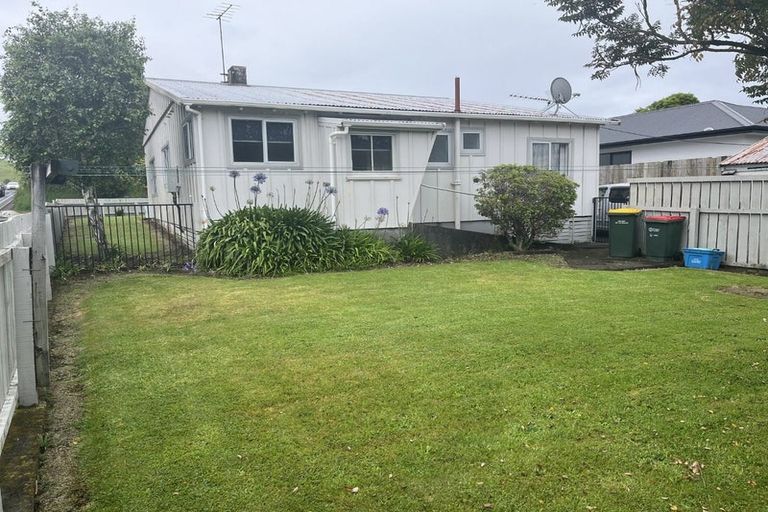 Photo of property in 67 Bayly Road, Blagdon, New Plymouth, 4310