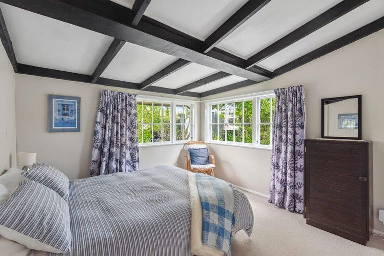 Photo of property in 11 Waimea Road, Waikanae Beach, Waikanae, 5036