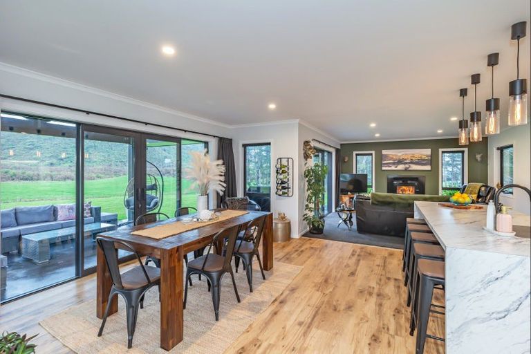 Photo of property in 208 Potts Road, Koputaroa, Levin, 5571