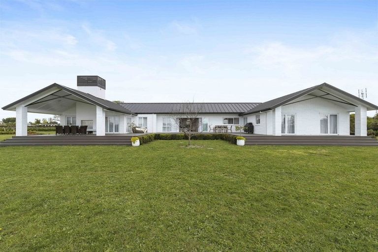 Photo of property in 27c Marshmeadow Road, Newstead, Hamilton, 3286