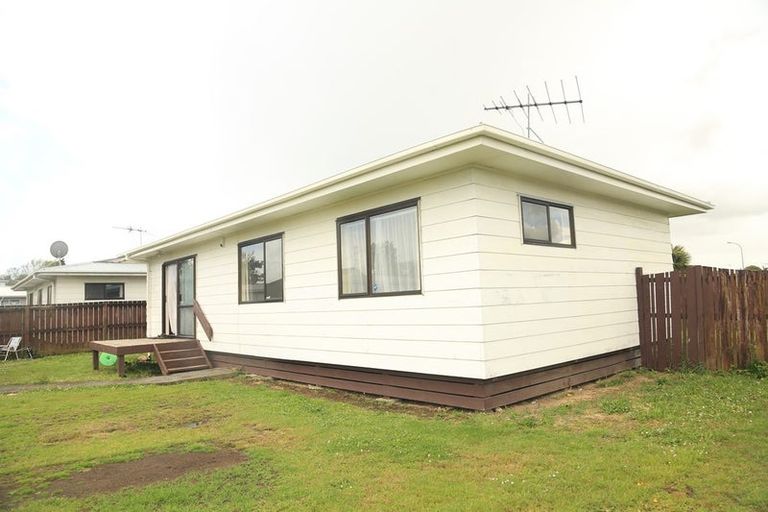 Photo of property in 148 Shifnal Drive, Randwick Park, Auckland, 2105