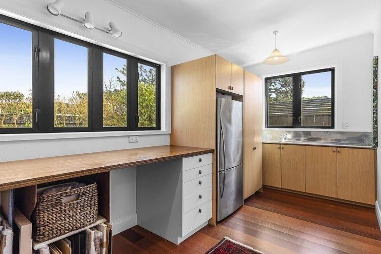 Photo of property in 66 Ludlam Street, Seatoun, Wellington, 6022